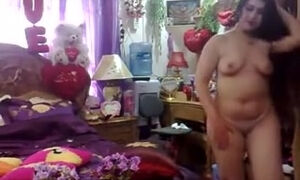 Arab cute wife Aisha show big ass Home alone