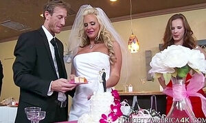 Jada Stevens & Phoenix Marie