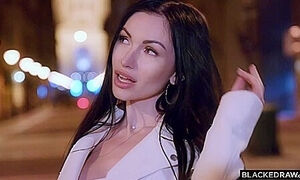 Sasha Rose, Darrell Deeps - Close Up