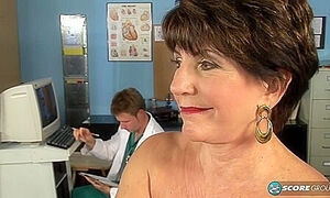 The Doctor Is In...beas Pussy - Bea Cummins