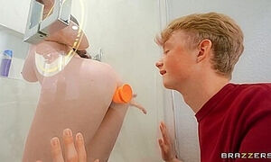 Jessica Ryan, Jimmy Michaels - A Surprise For His Stepmom