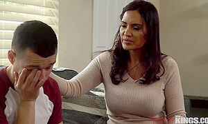 Plantureuse Belle Mere Baise Stepson Beau Fils A Grosse Bite D