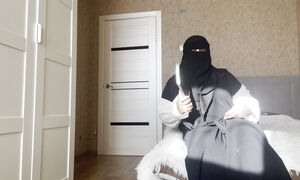 Hot Arab stepmom in pantyhose