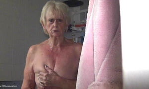 Naughty boy spies on me in the shower - Sparkle