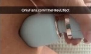 Puffy Lips - Small Perfect Tight Pussy - IM CUMMING - pulsing orgasm
