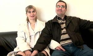 Ugly mature fucking and fisting