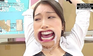 Hot Babe Deepthroat At The Office