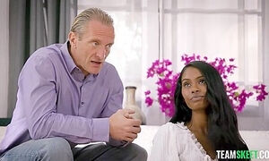 Wedgie Challenge Fae Love, Clarke Kent