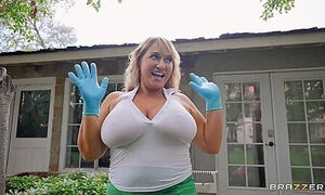 Miss Raquel And Melony Melons In And Pawgs Interracial Thre