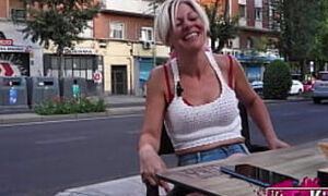 The MILF Sandra V has a date with her fan. The smelling panties goes into action!