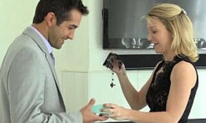 Milf beauty creampied