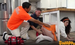 New 911 Help We Are Stuck Emergency (07-08-2025) Hardcore Foursome Roleplay Family Iluvy