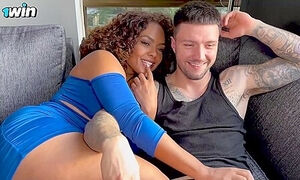 Si! Soy Tu Mami Amor! Milf Latina Tiene Sexo Interracial Con Su Hijastro! Carla Morelli Y Rauls Bud