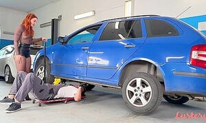 Clemence And Kristof A Difficult Client